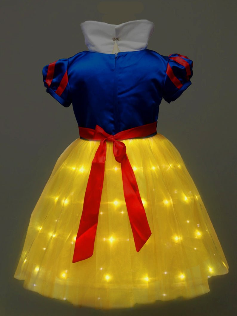 Glowing Snow White Dreamy Gown - Disney Princess Outfit - Uporpor