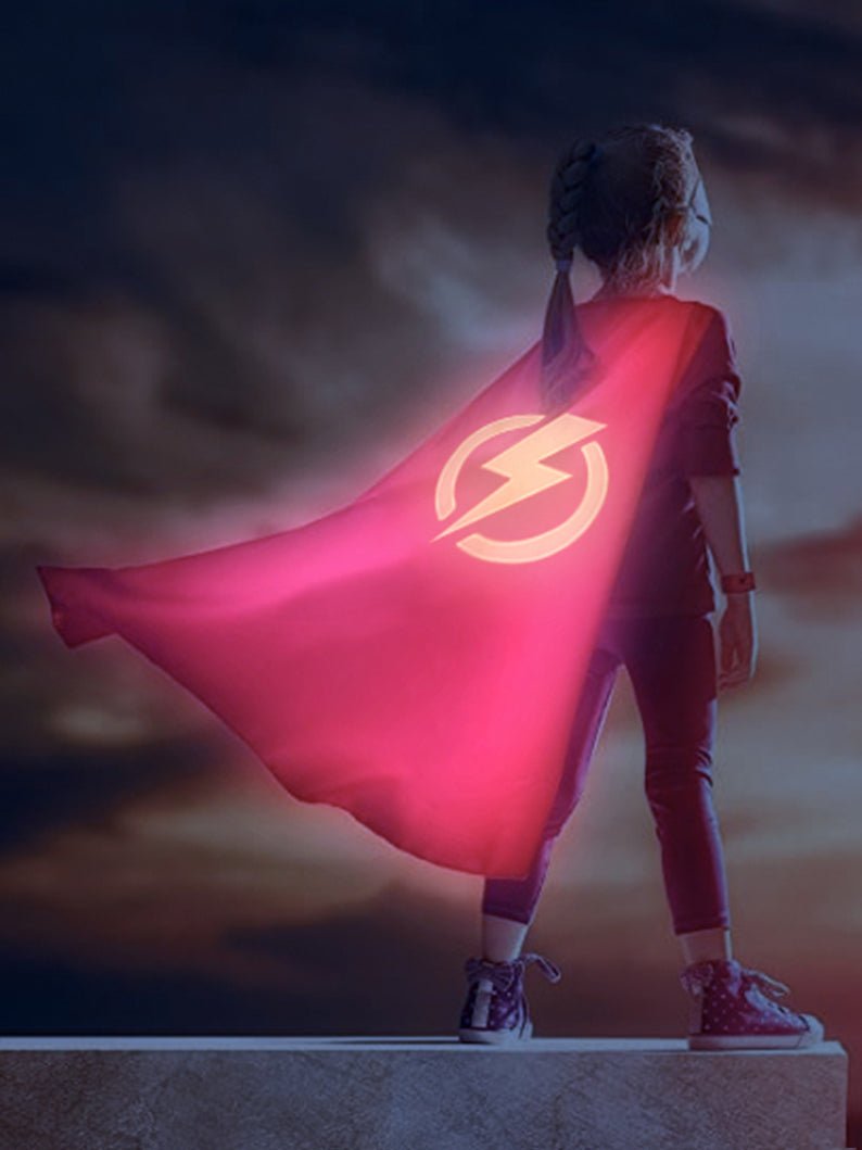 LIGHT UP Lightning SUPERHERO CAPES - Uporpor