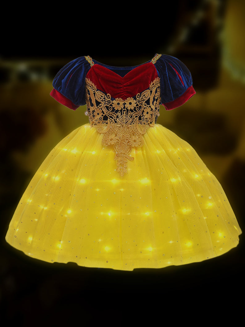 Snow White Light Puff Sleeve Dress