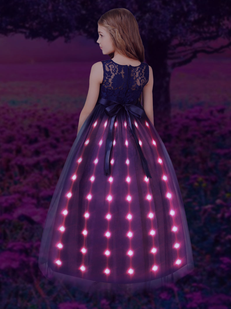 LED Light Elegant Solid Lace Party Dress
